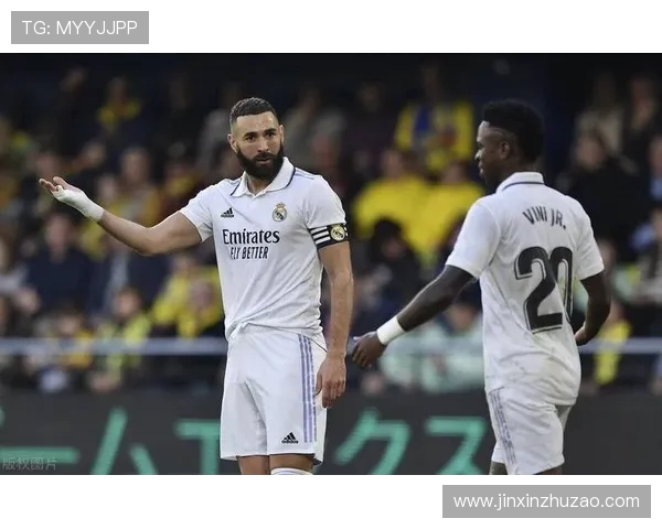 西甲联赛第二名争夺战与赛季走势