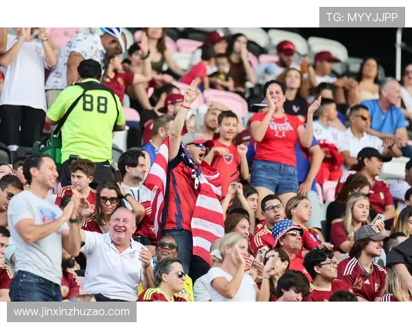 足球赛事中的媒体宣传与球迷参与