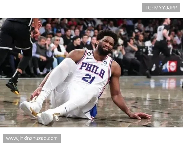 恩比德上半场表现抢眼7投4中贡献17分6篮板1助攻并罚中6球